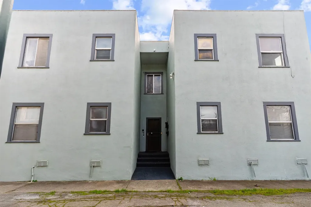 2238 7th Berkeley CA 94710