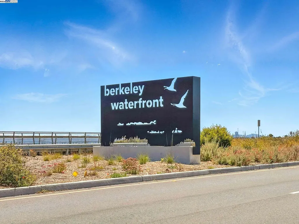 2238 7th Berkeley CA 94710