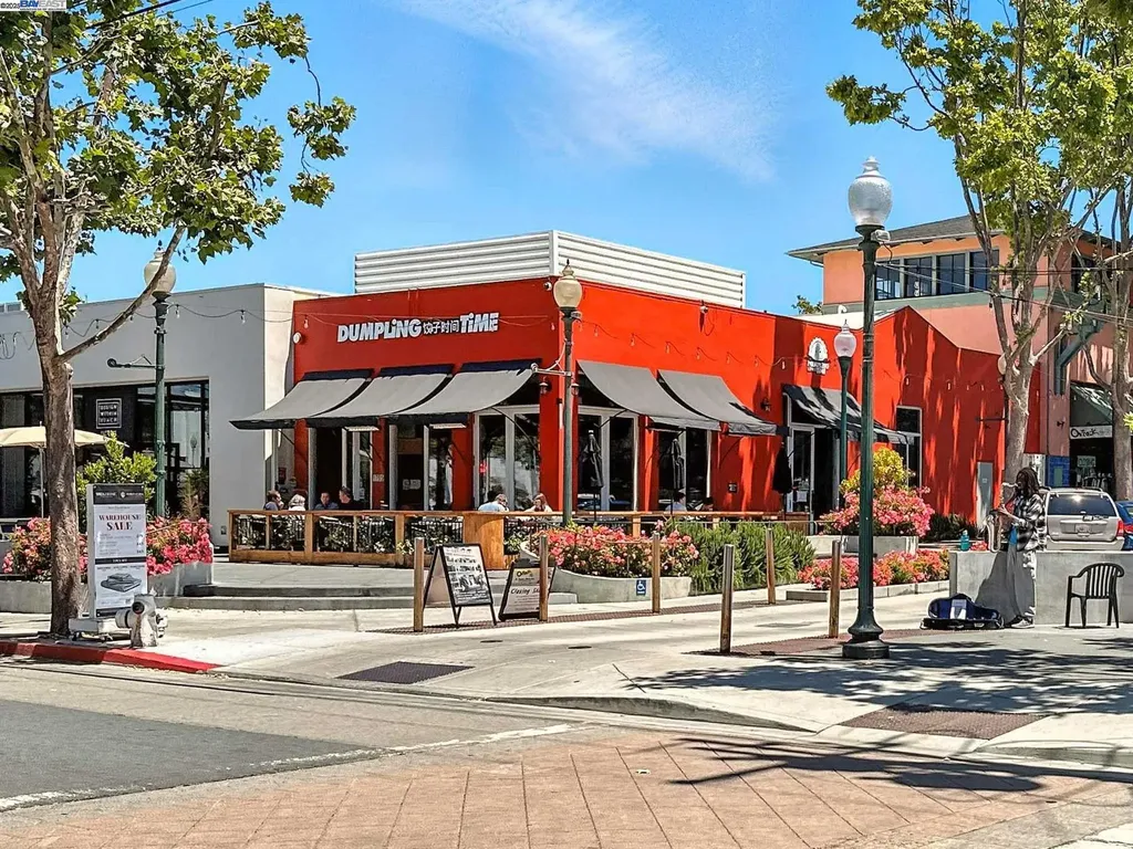 2238 7th Berkeley CA 94710