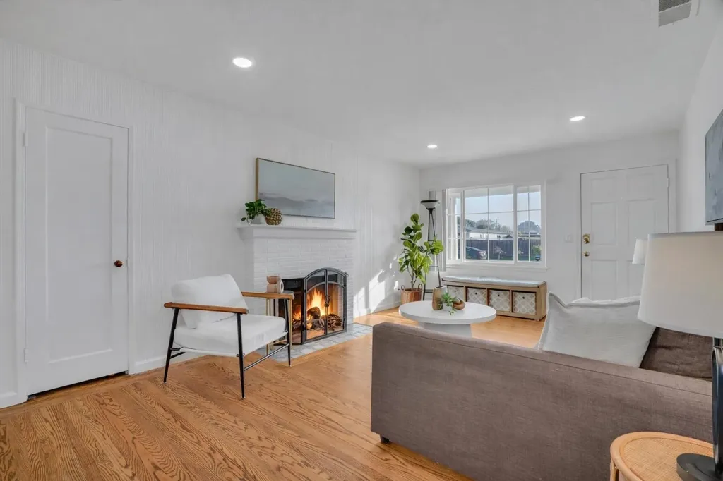 1024 Locust Street Livermore CA 94551