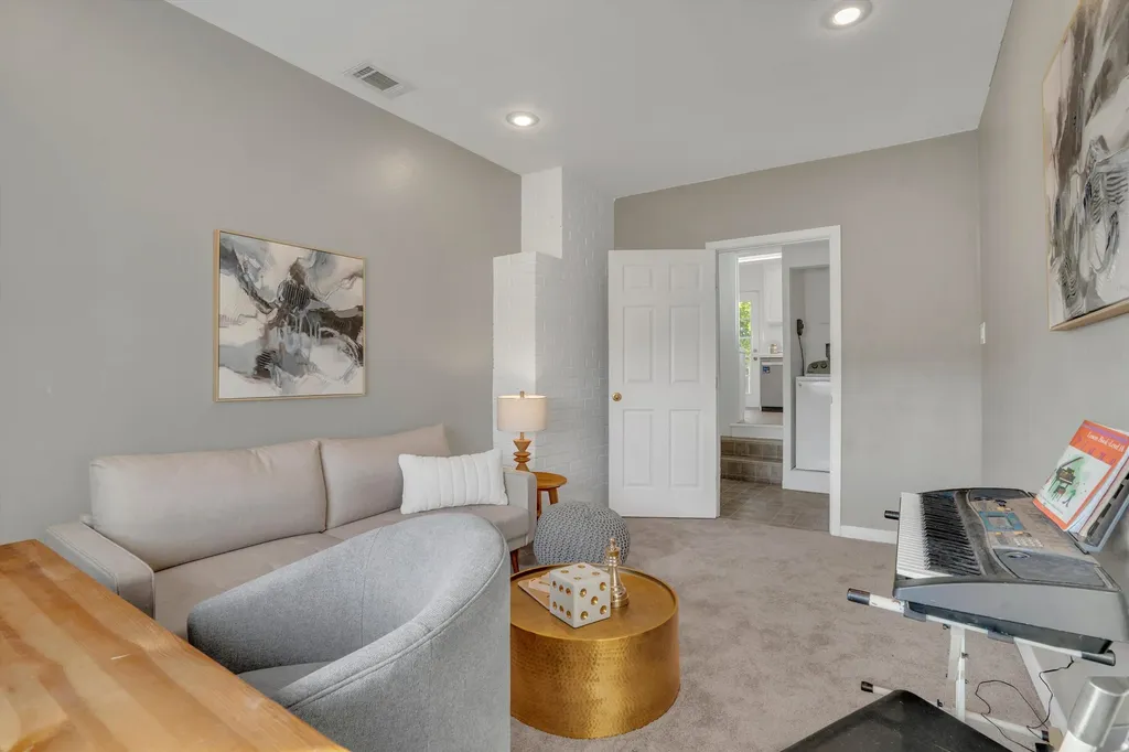 1024 Locust Street Livermore CA 94551