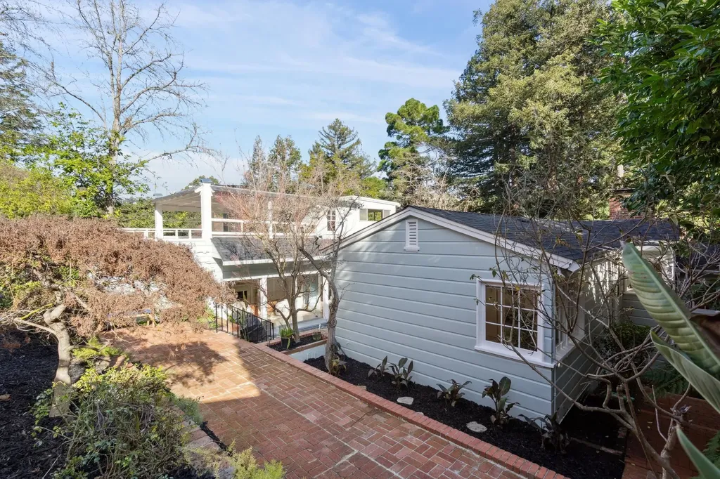 5922 Bruns Court Oakland CA 94611