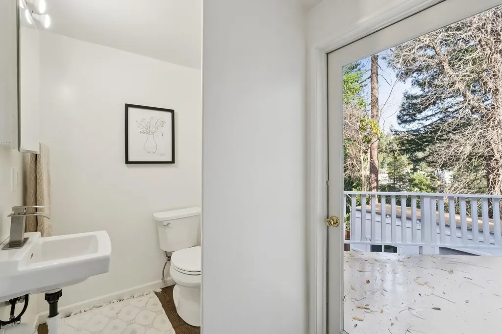 5922 Bruns Court Oakland CA 94611