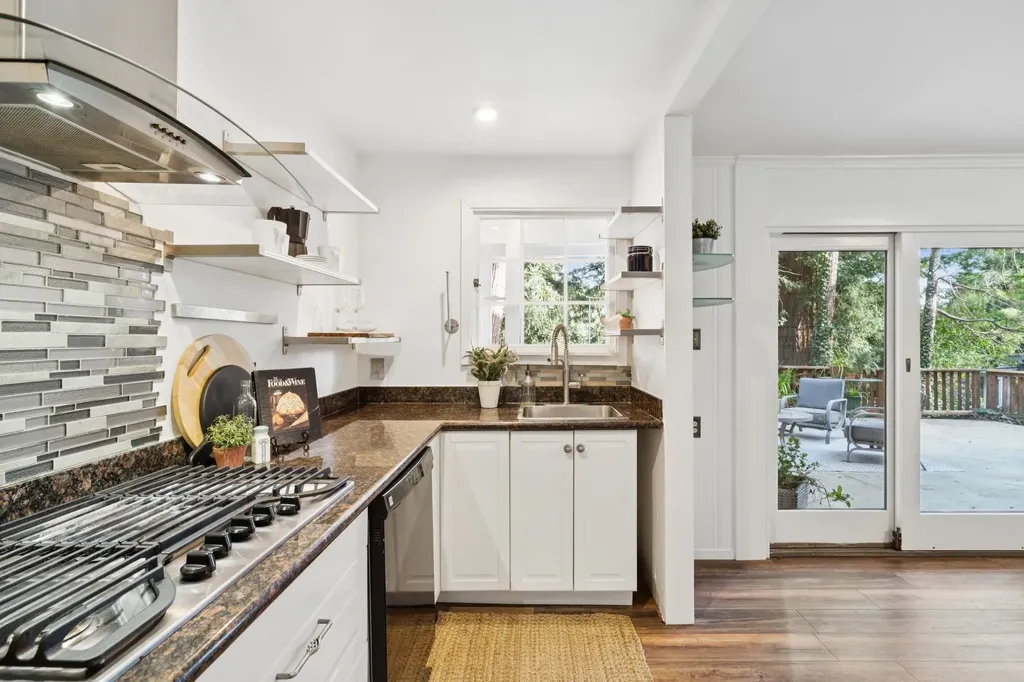 5922 Bruns Court Oakland CA 94611