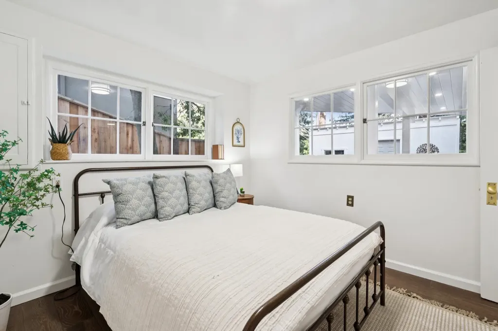 5922 Bruns Court Oakland CA 94611