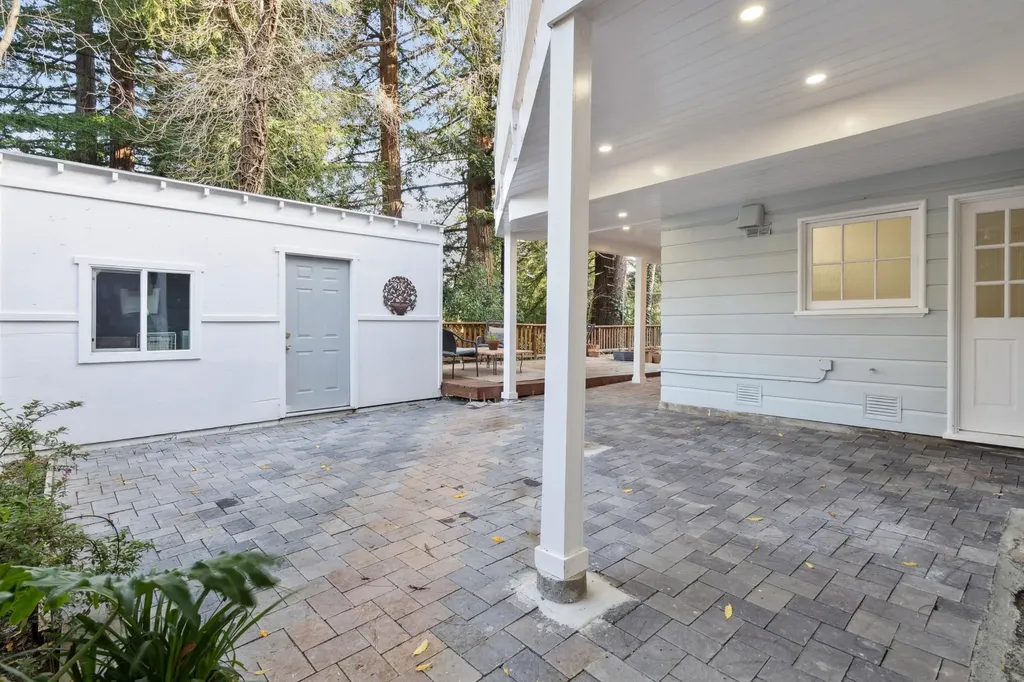 5922 Bruns Court Oakland CA 94611