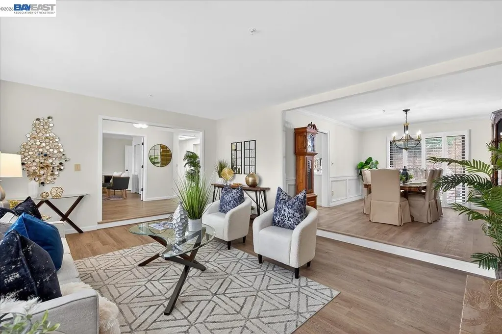 28 Harrington Road Moraga CA 94556