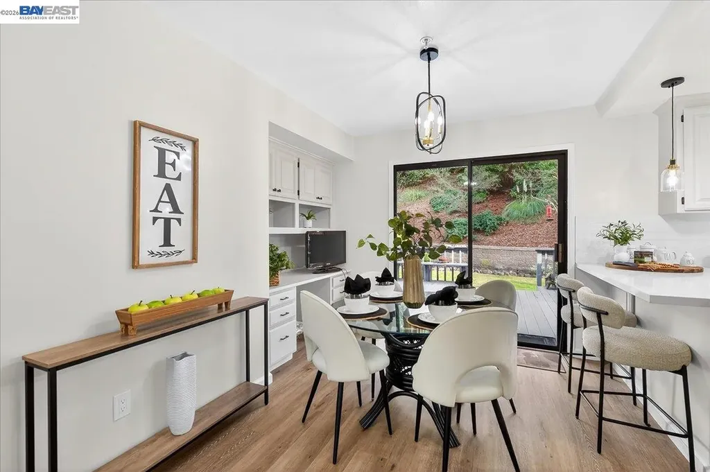 28 Harrington Road Moraga CA 94556