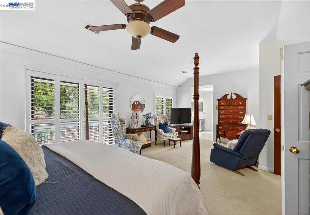 28 Harrington Road Moraga CA 94556