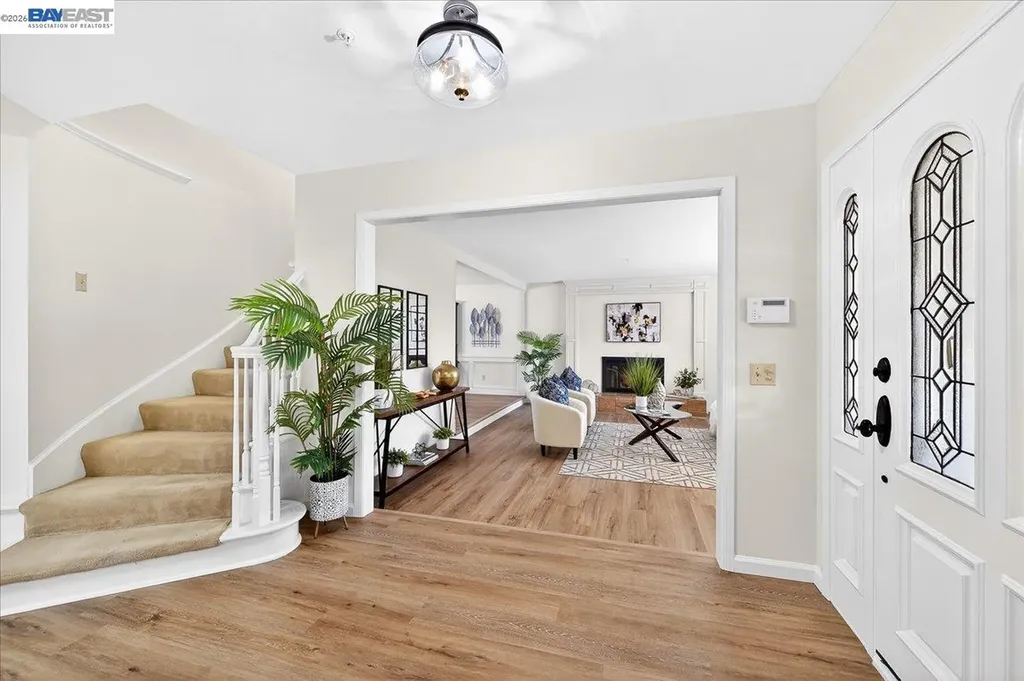 28 Harrington Road Moraga CA 94556