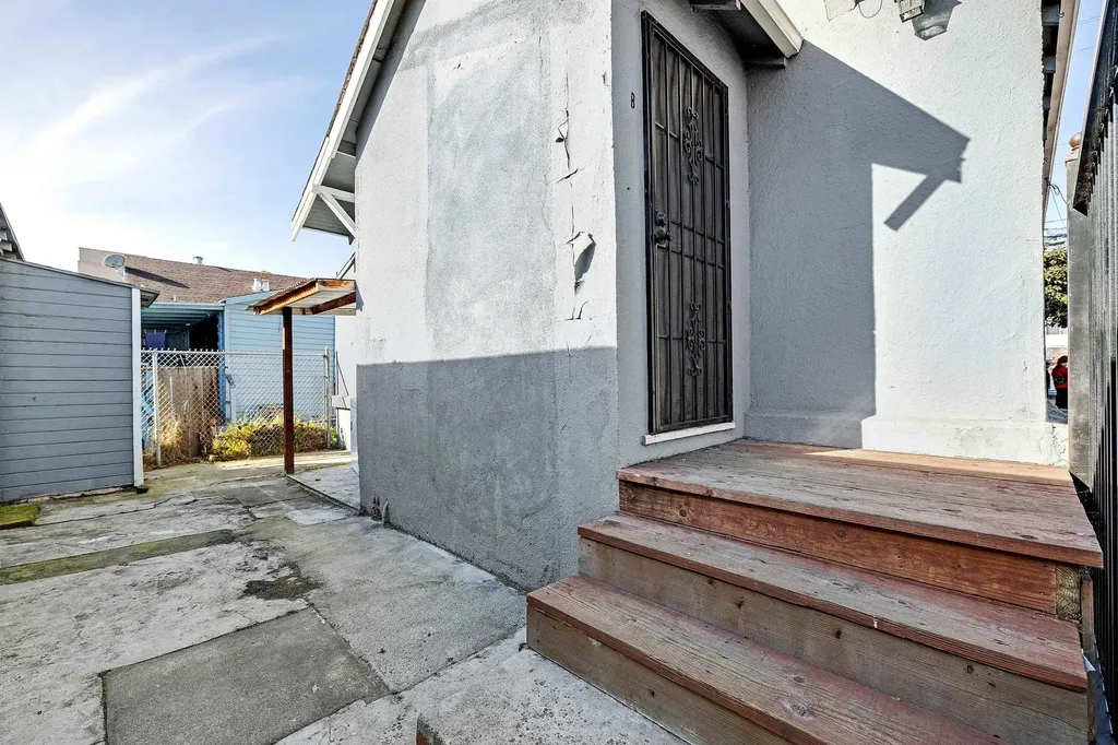 1464 35th Avenue Oakland CA 94601