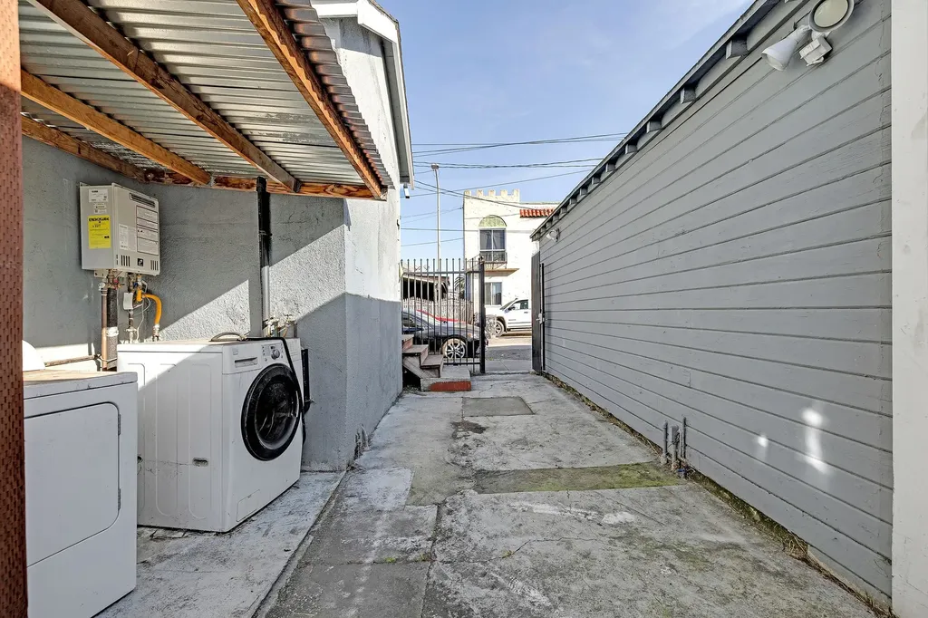 1464 35th Avenue Oakland CA 94601