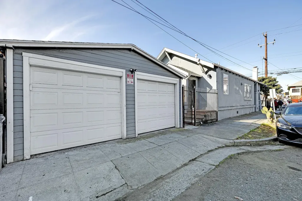 1464 35th Avenue Oakland CA 94601