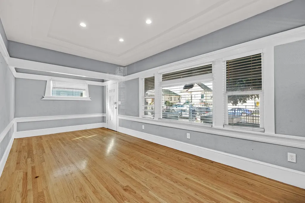 1464 35th Avenue Oakland CA 94601