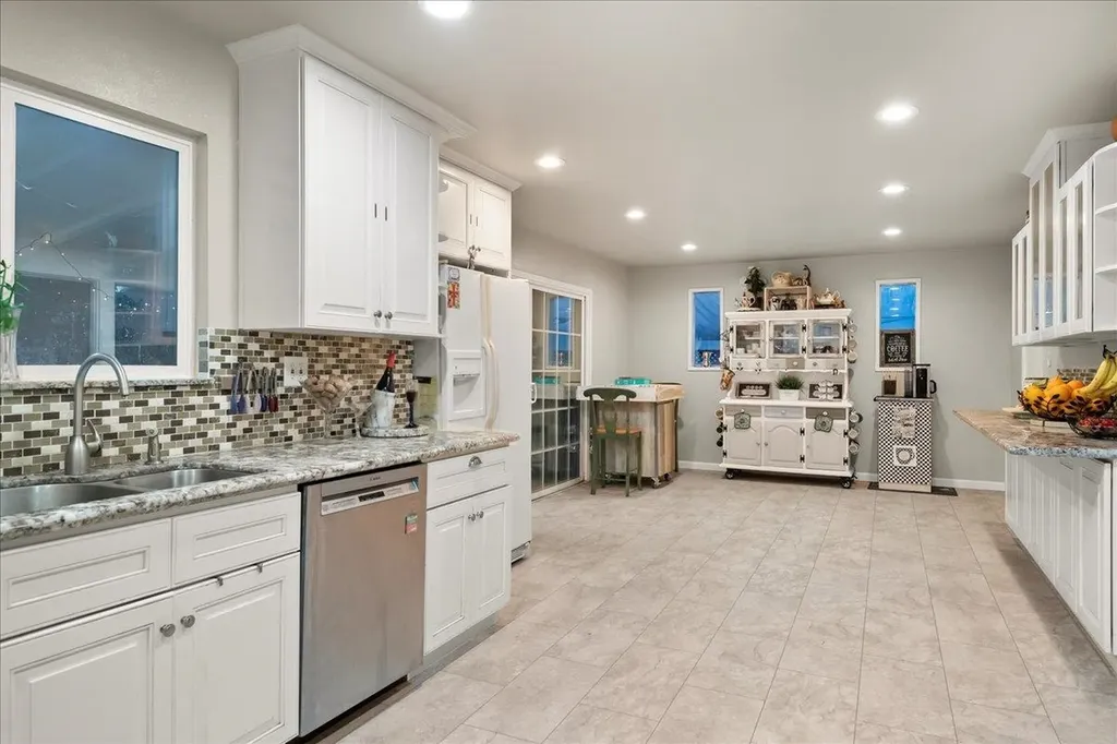 35415 Blackburn Drive Newark CA 94560