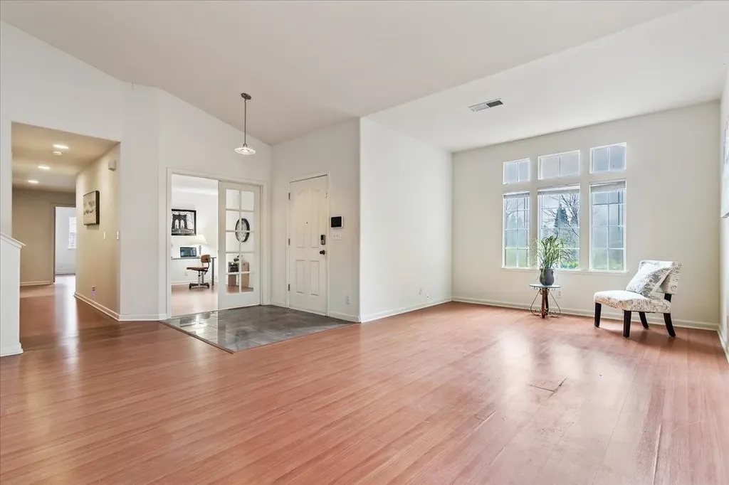 1517 Buena Vista Street Brentwood CA 94513