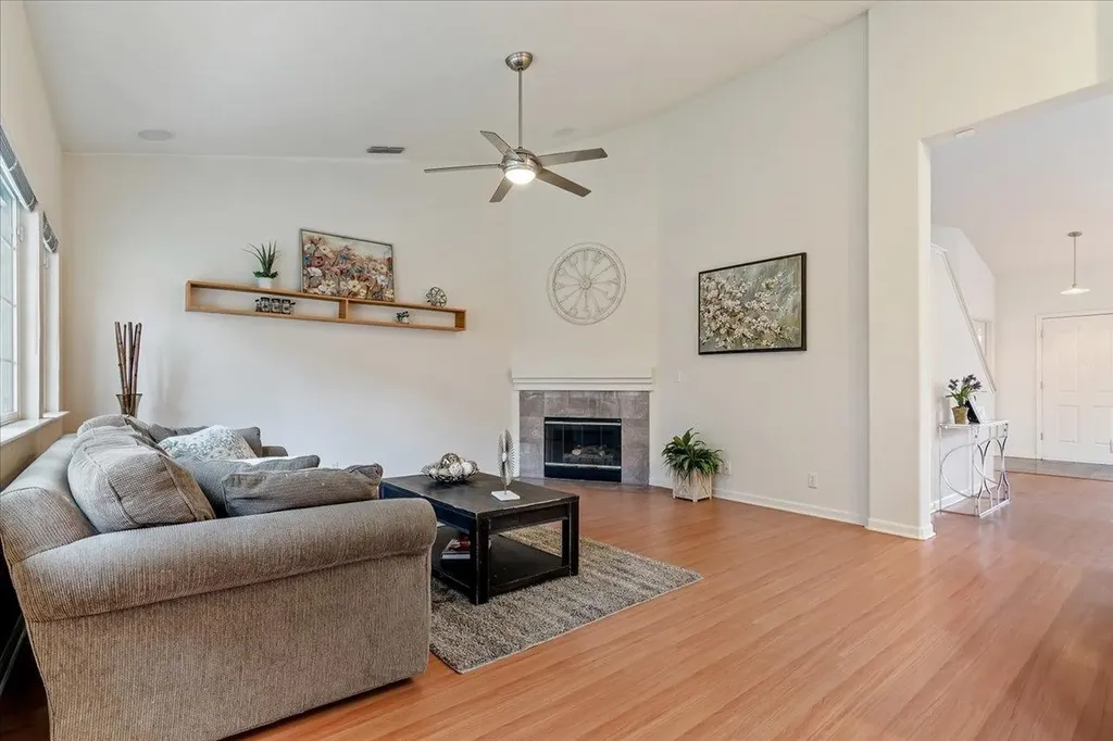 1517 Buena Vista Street Brentwood CA 94513