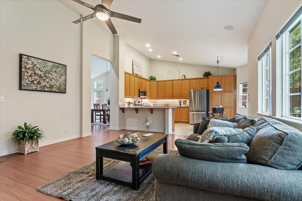 1517 Buena Vista Street Brentwood CA 94513