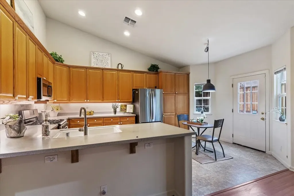 1517 Buena Vista Street Brentwood CA 94513