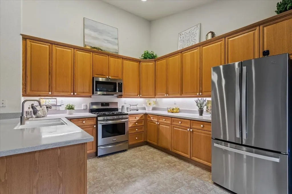 1517 Buena Vista Street Brentwood CA 94513