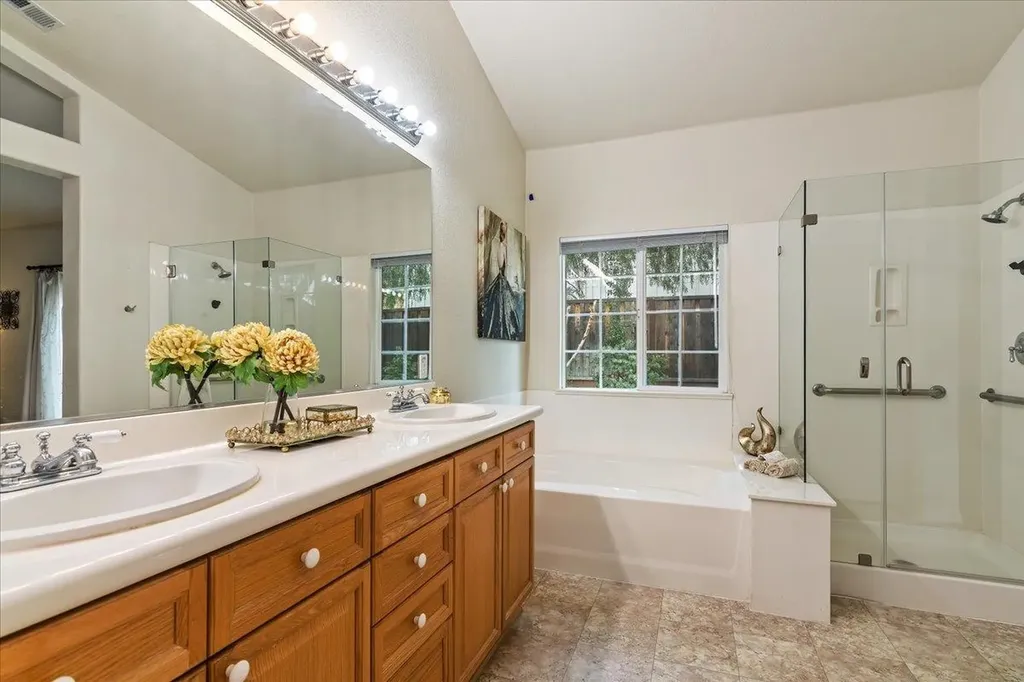 1517 Buena Vista Street Brentwood CA 94513