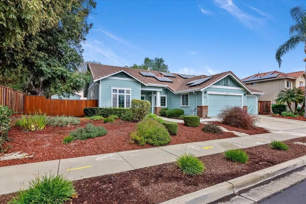 1517 Buena Vista Street Brentwood CA 94513