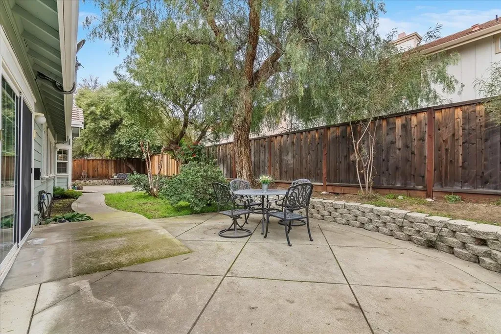 1517 Buena Vista Street Brentwood CA 94513