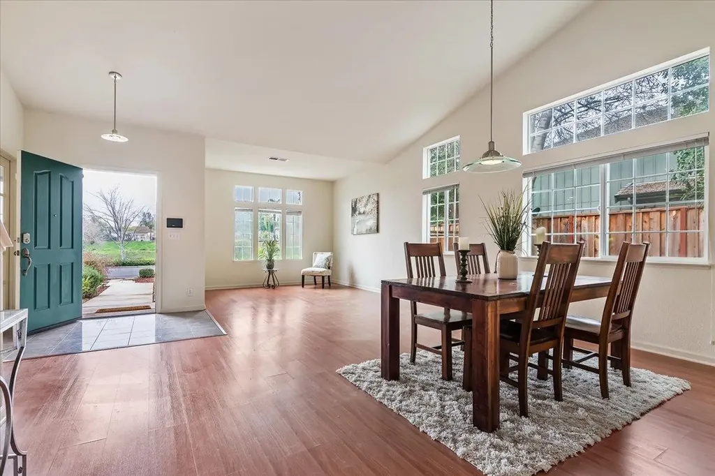 1517 Buena Vista Street Brentwood CA 94513