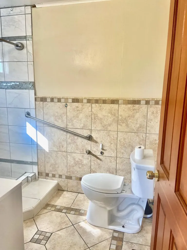 24386 Thomas Avenue Hayward CA 94544