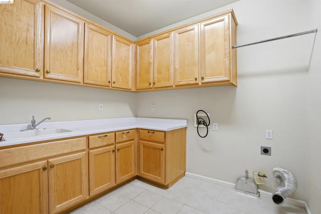 1036 Bismarck Terrace Brentwood CA 94513
