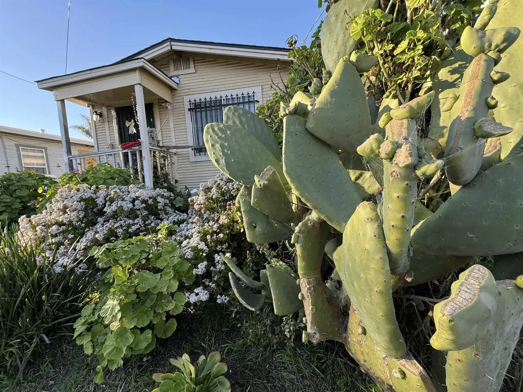 1823 Church Street Oakland CA 94621