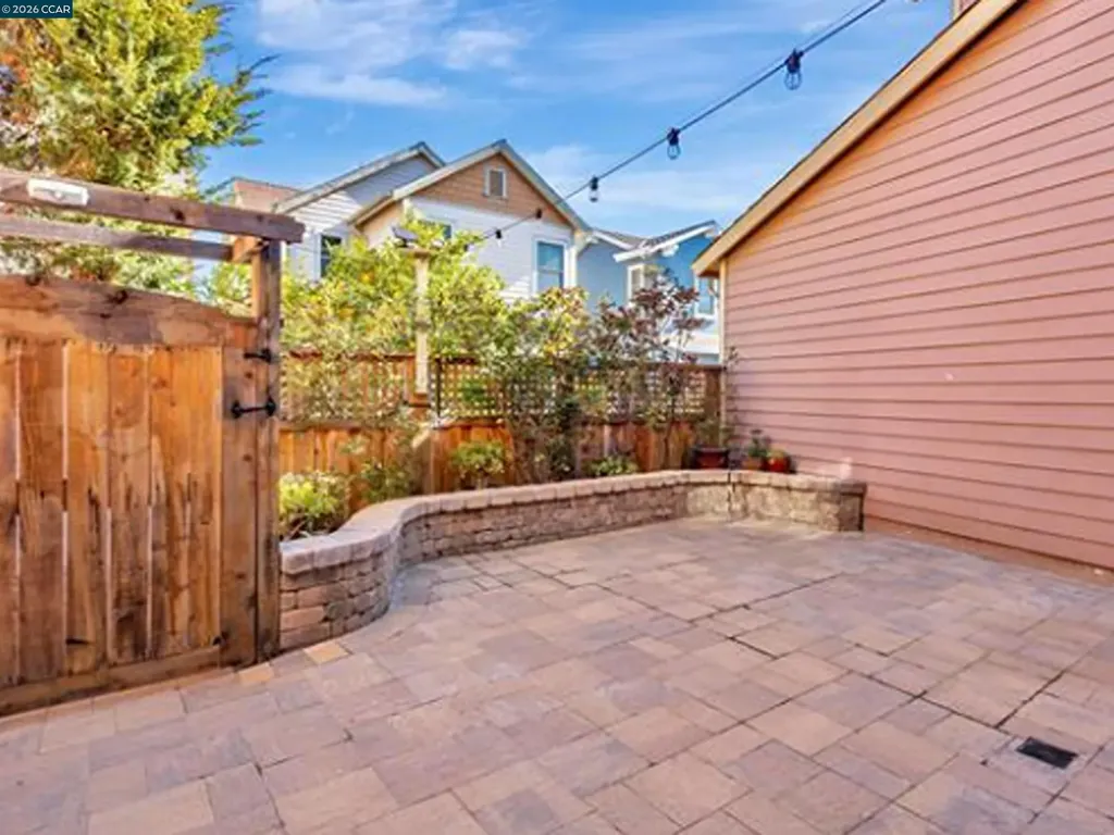 2036 Serra Lane Hercules CA 94547