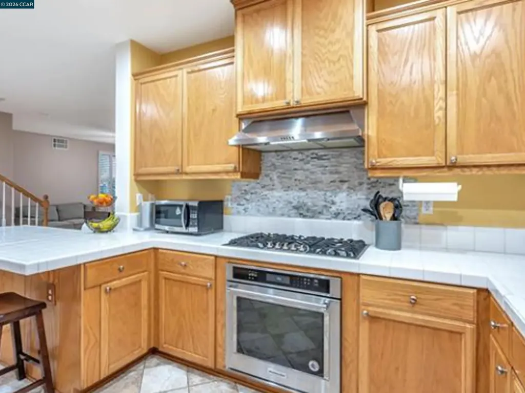 2036 Serra Lane Hercules CA 94547