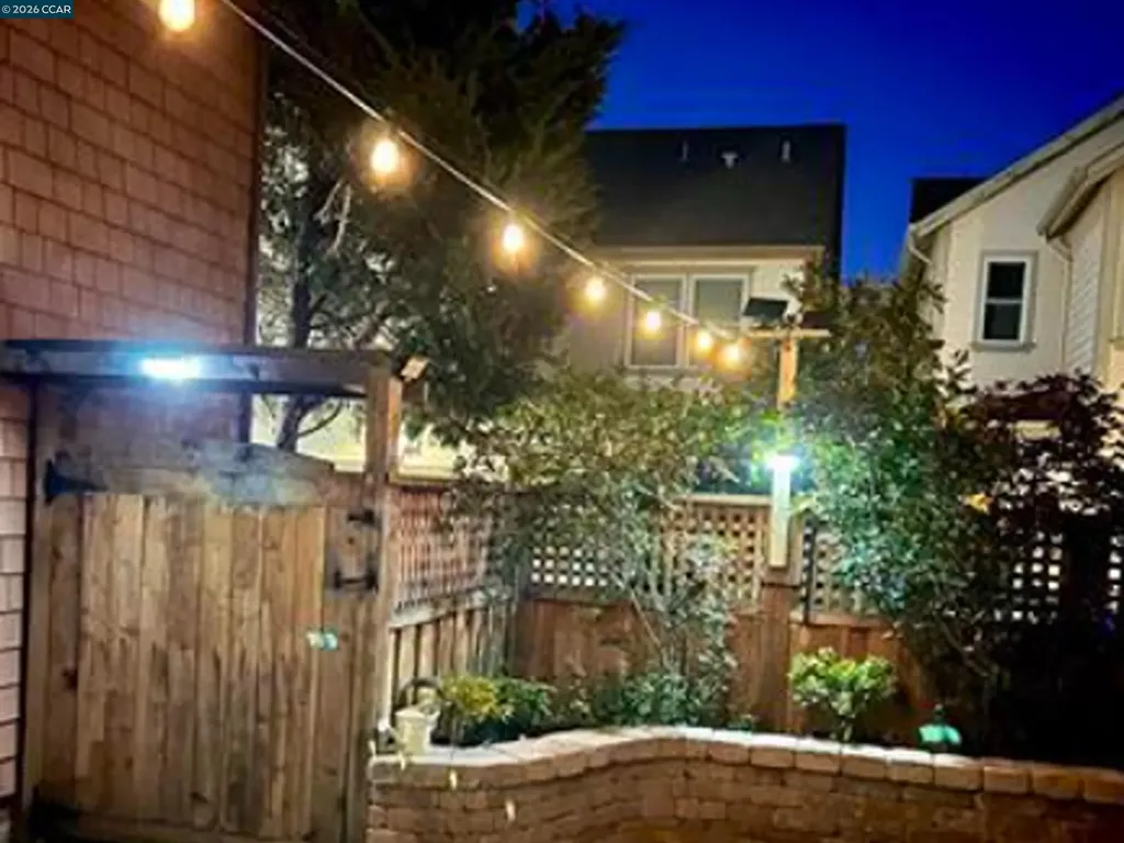 2036 Serra Lane Hercules CA 94547