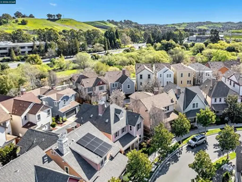 2036 Serra Lane Hercules CA 94547