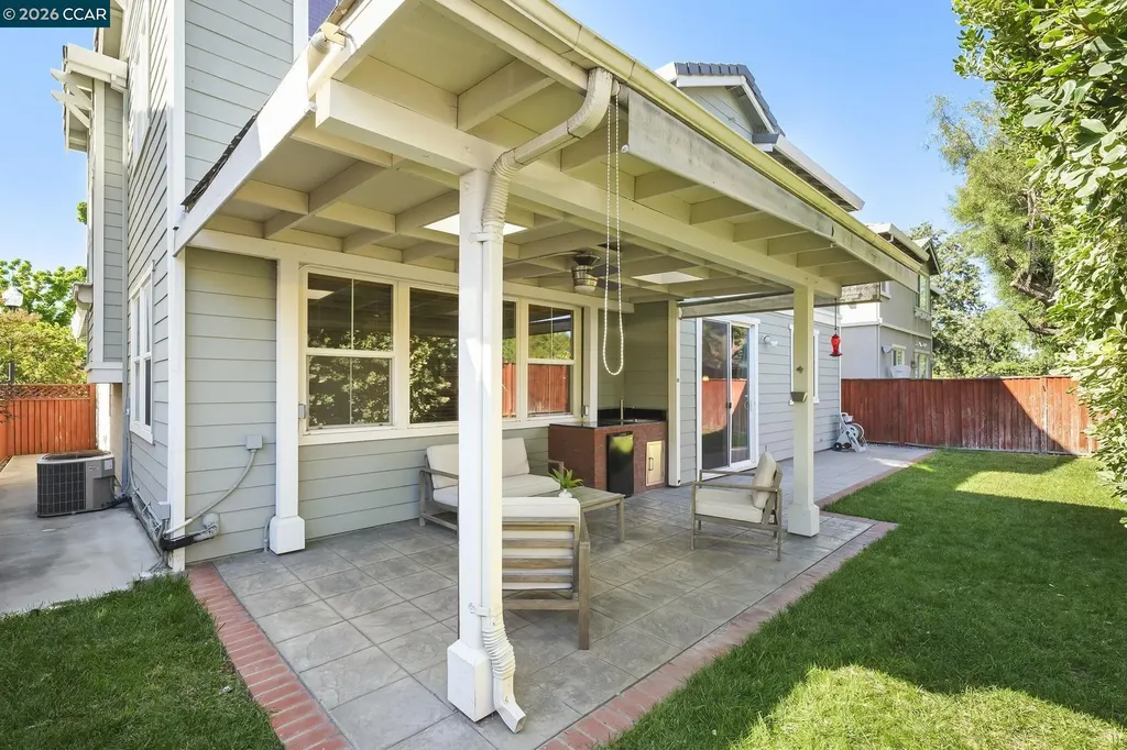 1775 Rose Gate Common Livermore CA 94551