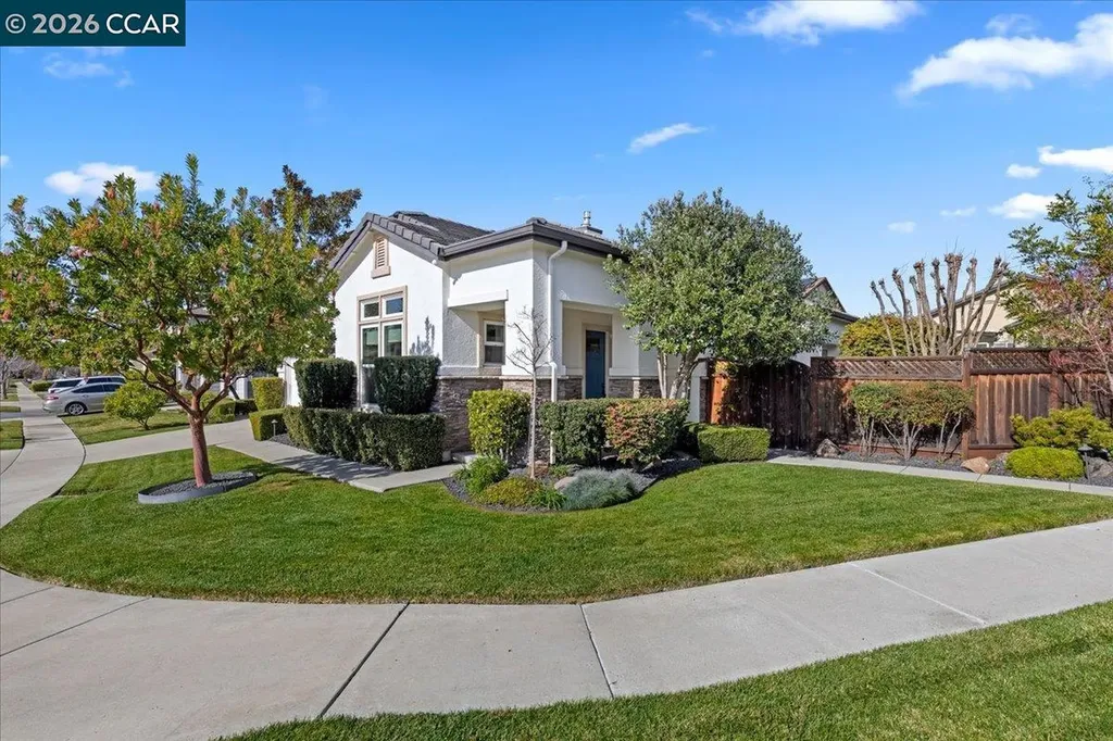 4871 Redwood Avenue Dublin CA 94568