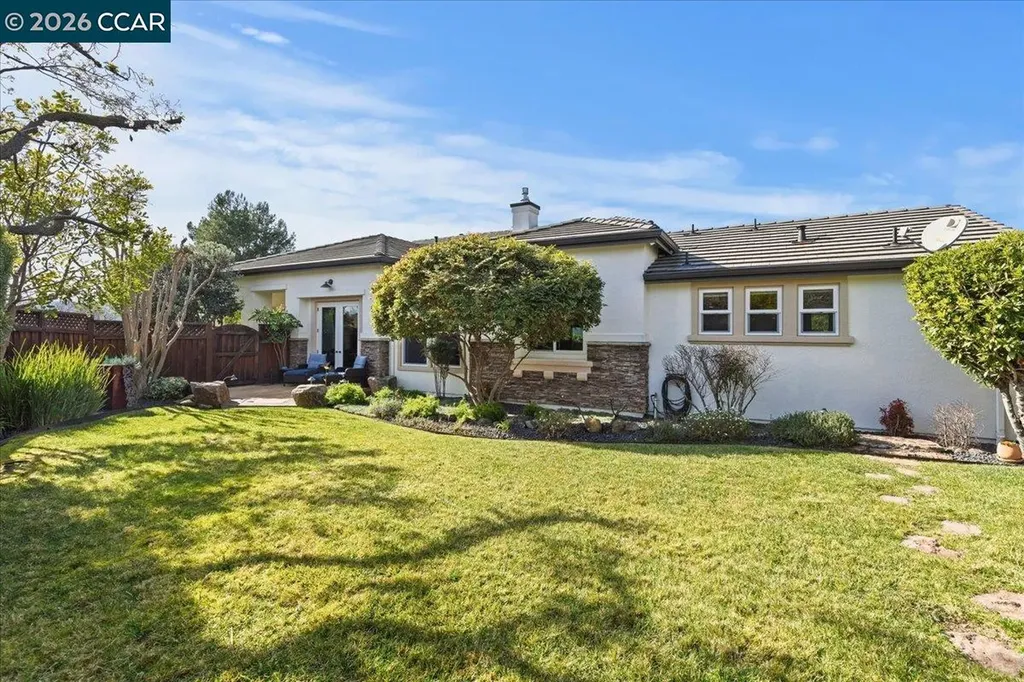 4871 Redwood Avenue Dublin CA 94568