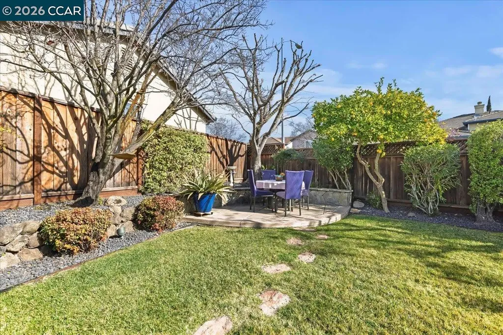 4871 Redwood Avenue Dublin CA 94568