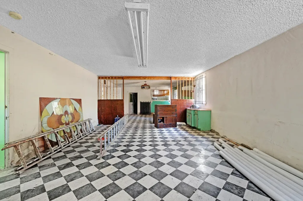 540 57th Street Oakland CA 94609