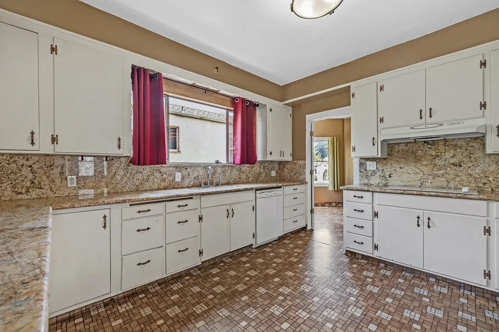 540 57th Street Oakland CA 94609