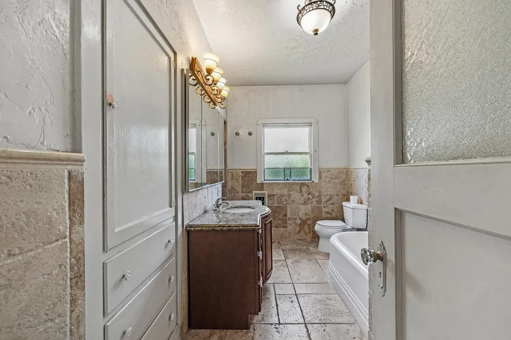 540 57th Street Oakland CA 94609