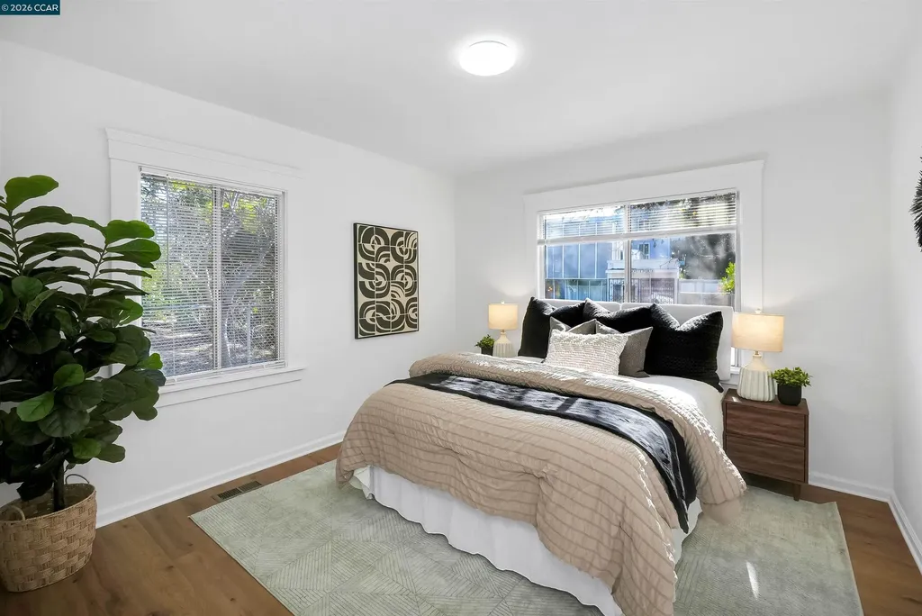 2596 Macarthur Boulevard Oakland CA 94602