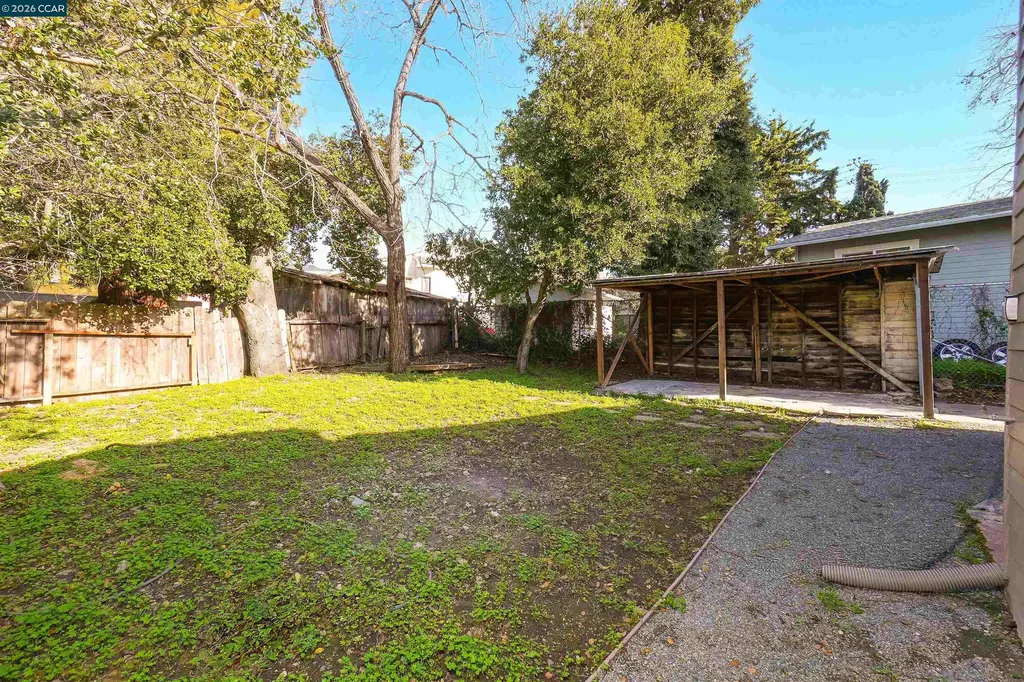 2596 Macarthur Boulevard Oakland CA 94602