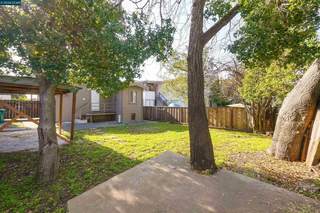 2596 Macarthur Boulevard Oakland CA 94602