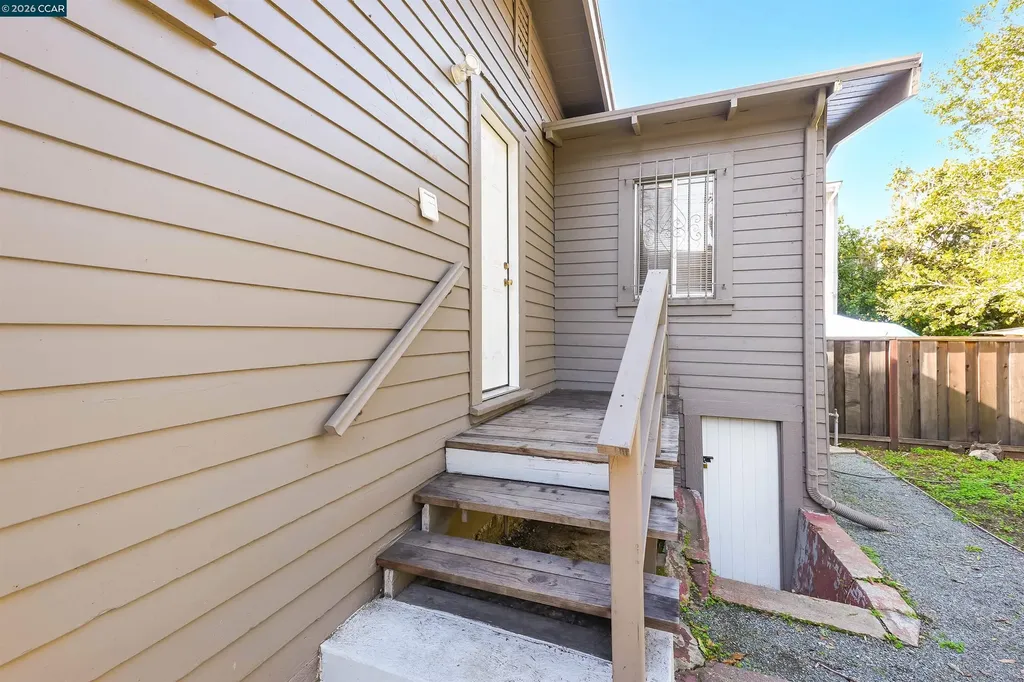 2596 Macarthur Boulevard Oakland CA 94602