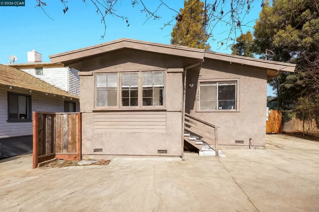 2596 Macarthur Boulevard Oakland CA 94602
