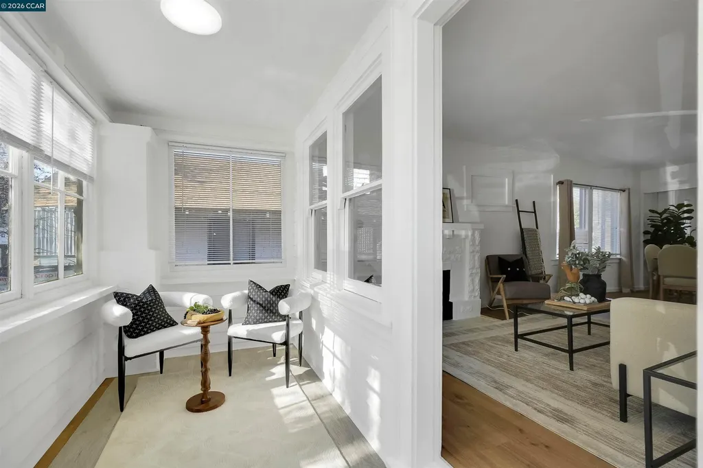 2596 Macarthur Boulevard Oakland CA 94602