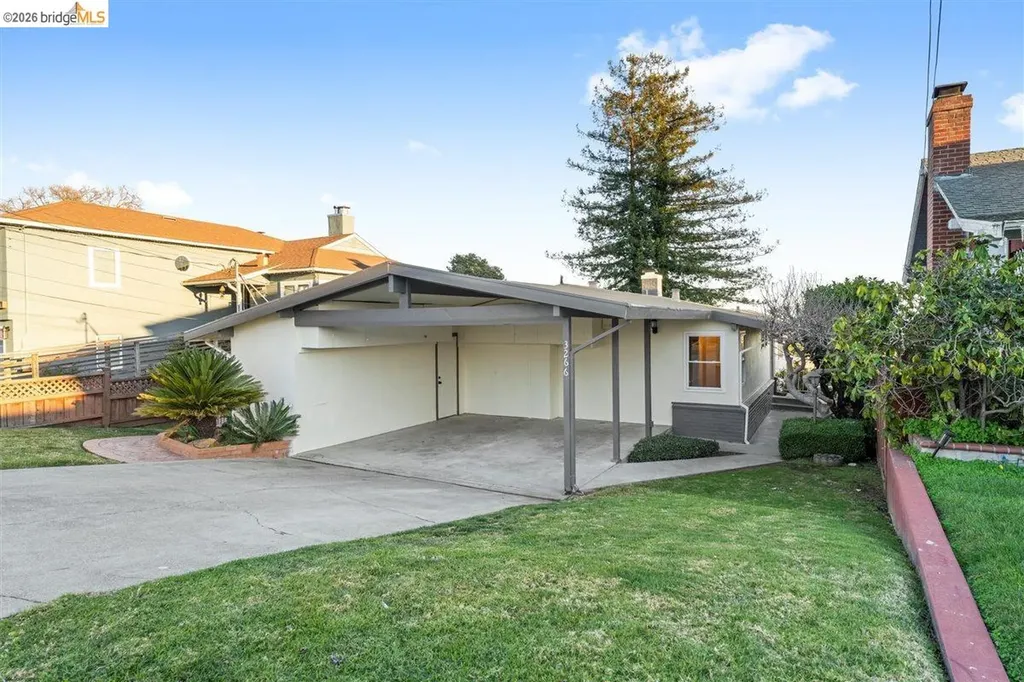 3266 Knowland Avenue Oakland CA 94619