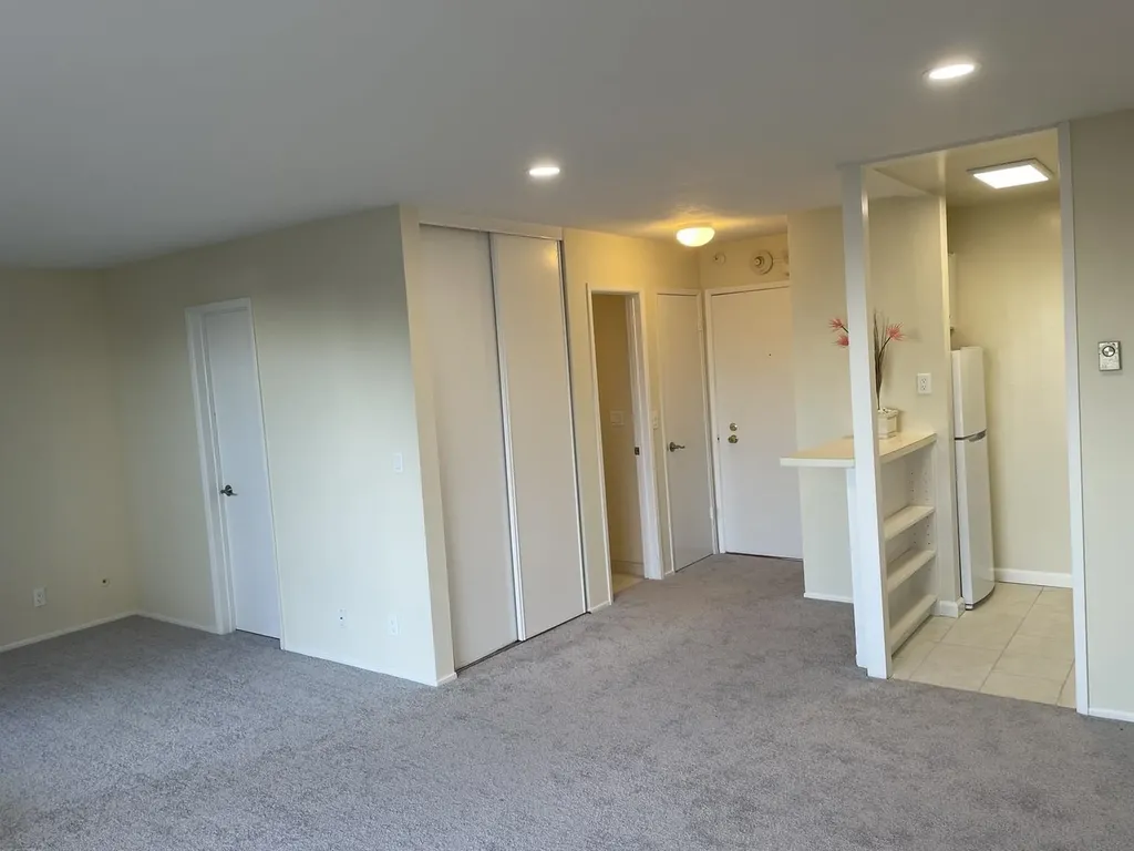 6 Captain Drive Emeryville CA 94608